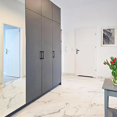 Apartment Visit Baltic - Platan Tower Grey