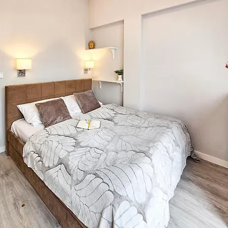 Visit Baltic - Platan Tower Grey * Swinoujscie